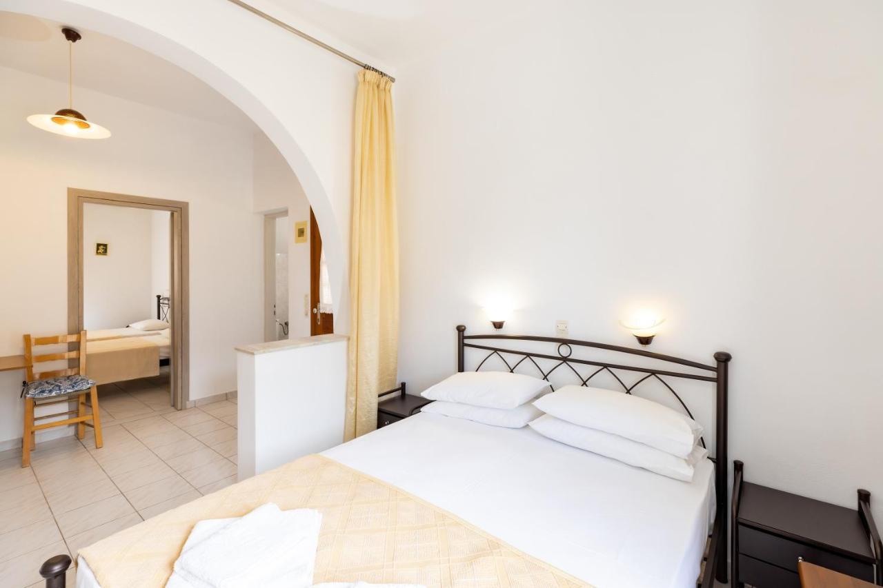 Peris Rooms Kamares  Exterior photo
