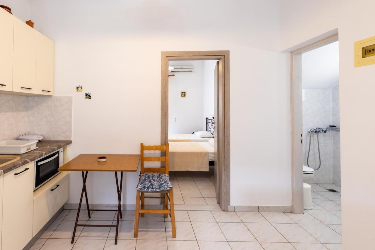 Peris Rooms Kamares  Exterior photo